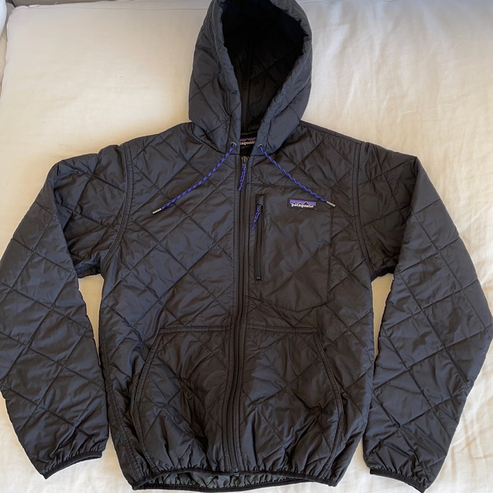Patagonia men’s XS hooded jacket